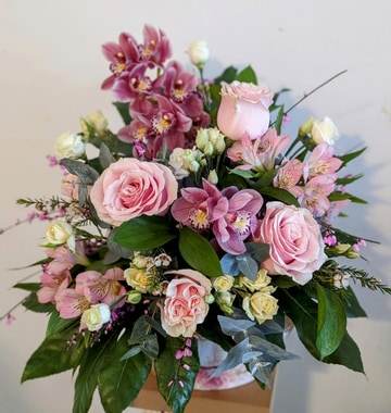 Flower arranging class