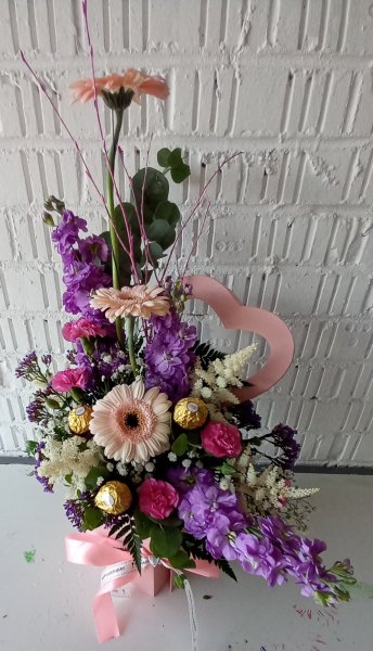 Roun deluxe box design