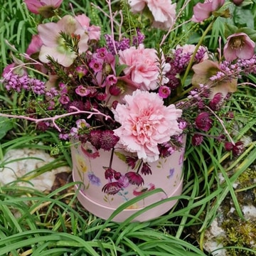 Country-style-floral-hatbox
