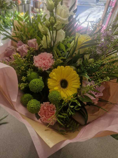 Pastel meadow bouquet