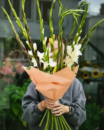 Gladioli bouquet