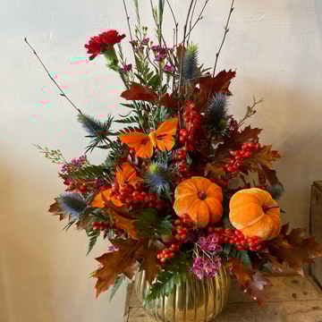 Wild berry arrangement
