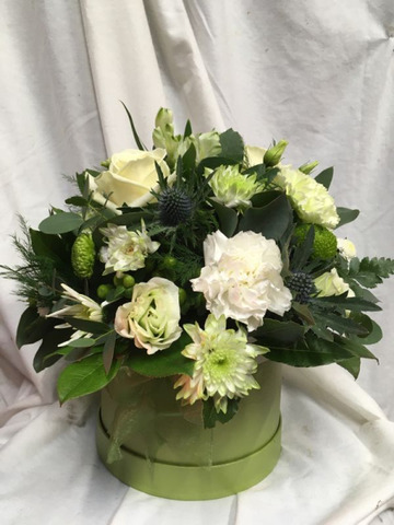 Ivory meadow hatbox