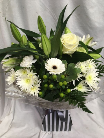 White elegance bouquet