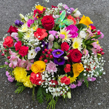 Bright butterfly posy