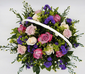 Basket-mix-flowers