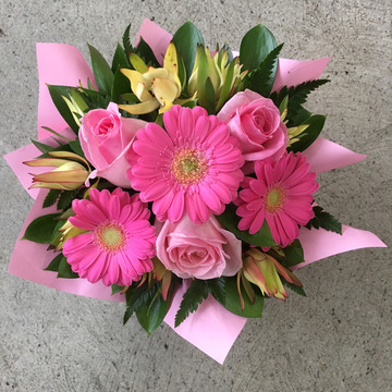 Kind-thought-box-arrangement