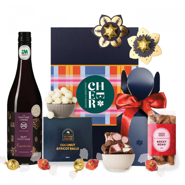 Pinot-noir-gift-hamper