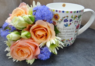 Cup-and-posy