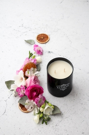 Kea-rose-candle