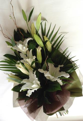 Oriental-lily-bouquet