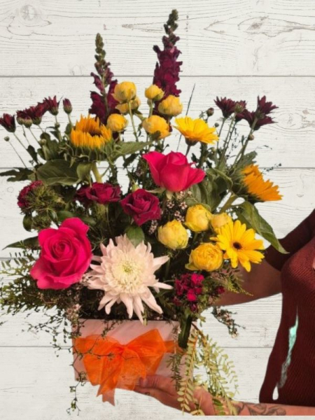 Bright-floral-arrangement