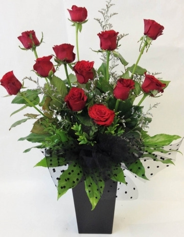 12-red-roses
