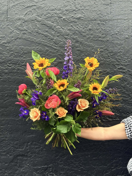Raumati-bouquet-brights