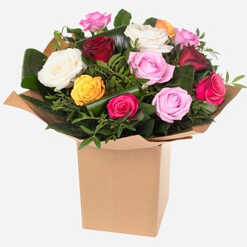 Sweet romance bouquet of mixed roses in gift box