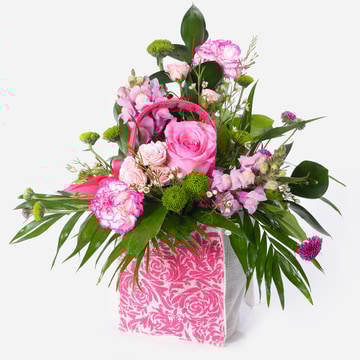 Small jute bag of flowers in pink hand delivered by the florist small jute bag of flowers in pink hand delivered by the florist small jute bag of flowers in pink hand delivered by the florist small jute bag of flowers in pink hand delivered by the florist