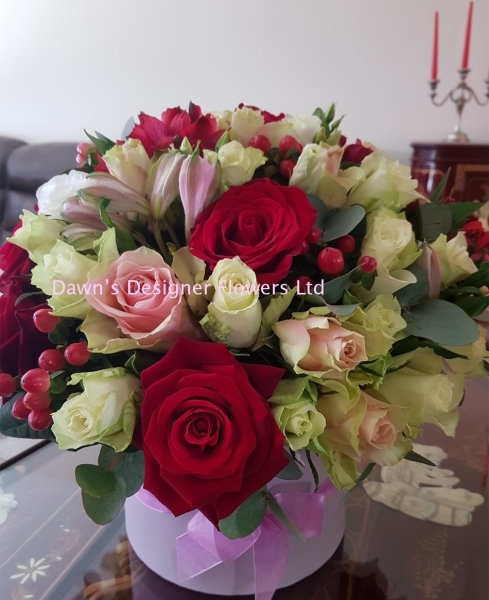 Image of Dawns Designer Flowers shop front