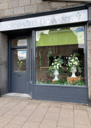 Image of Dolce Vita Flowers shop front