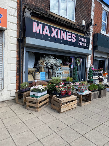 Image of Flauras Florist shop front