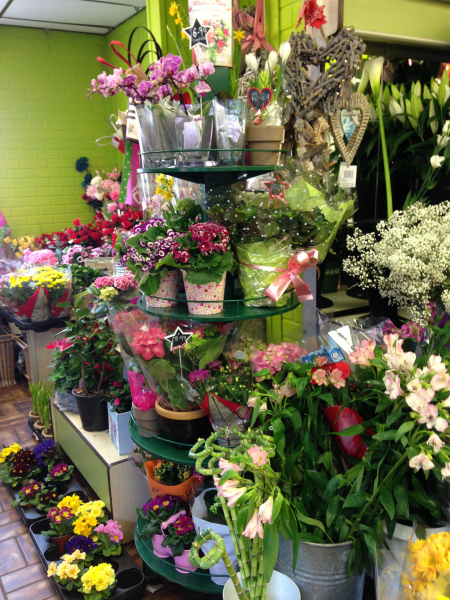 Image of Fleurs Artisan shop front