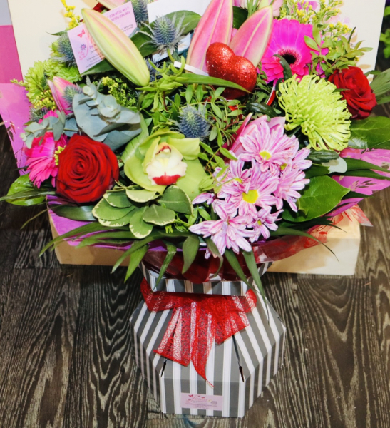 Image of Flowers By Arrangement shop front