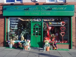 Image of Hannah Simons shop front