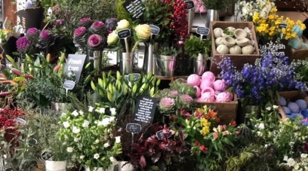 Image of House Of Flowers shop front