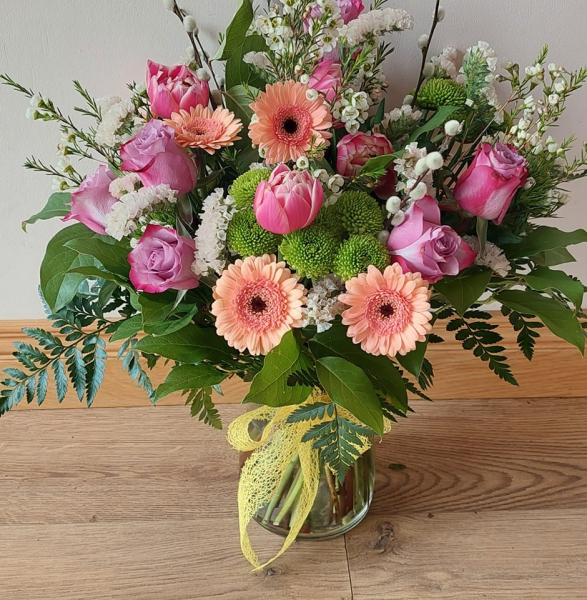 Image of Kats Flowers shop front