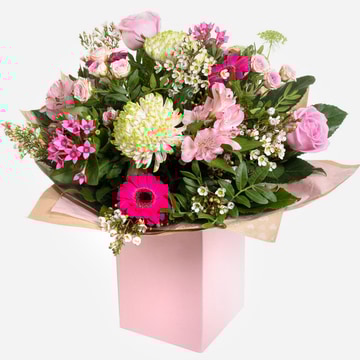 eternal-charm-hand-tied-bouquet-in-soft-pink-tones-1