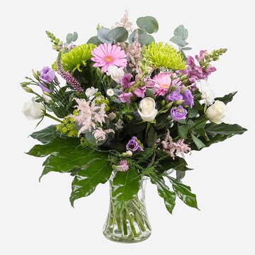 pastel-eco-friendly-bouquet-in-glass-vase-roses-gerberas-foliage-1