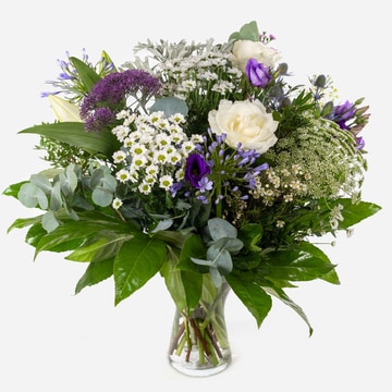 White and lilac flowers in vase delivery in a vase white and lilac flowers in vase delivery in a vase white and lilac flowers in vase delivery in a vase white and lilac flowers in vase delivery in a vase white and lilac flowers in vase delivery in a vase