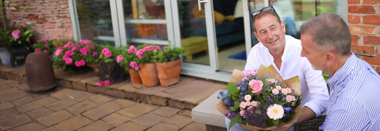 Fresh flower bouquet delivery by local florists - Direct2Florist same-day flowers