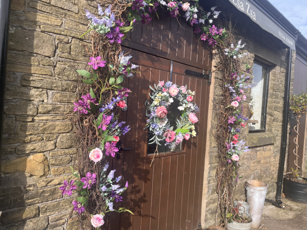 Image of Zsa Zsa Flower Barn shop front